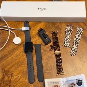 Apple Watch - Series 3 (38mm)